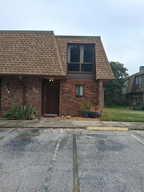 1836 N Crystal Lake Drive #117, LAKELAND, FL 33801