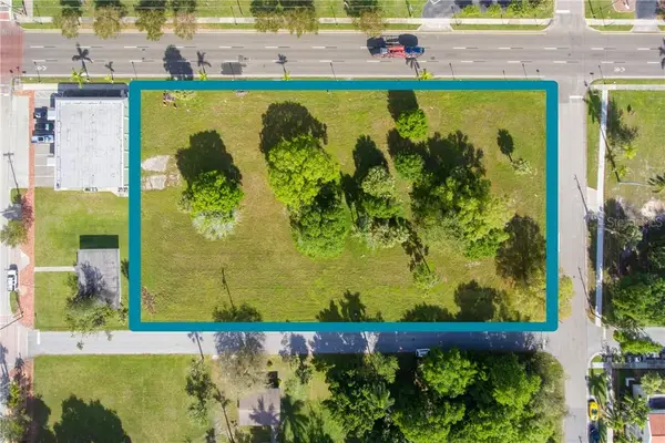 427,407, 417, 425 E Olympia Avenue, PUNTA GORDA, FL 33950