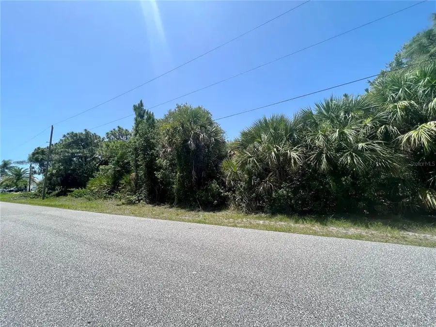 9068 Carnation Avenue, Englewood, FL 34224 - #3