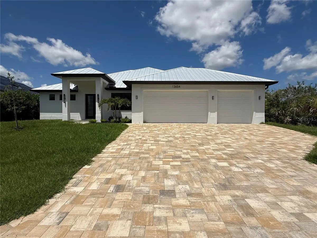 13654 Allamanda Circle, Port Charlotte, FL 33981 - Image #1