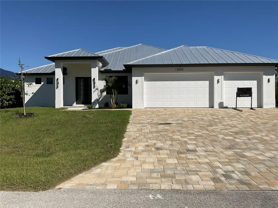 13654 Allamanda Circle, Port Charlotte, FL 33981 - Image #2