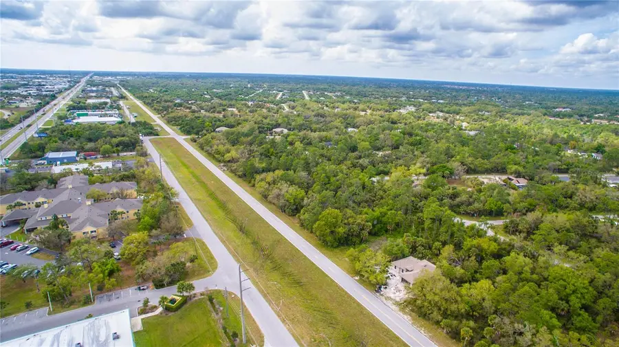 20262 Kenilworth Boulevard, Port Charlotte, FL 33954 - Image #2