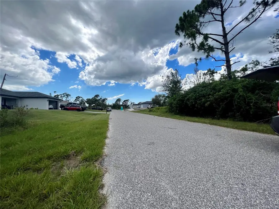 12095 Warden Avenue, Port Charlotte, FL 33981 - Image #2