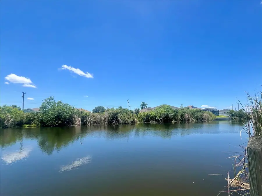 2208 NE 6th Avenue, Cape Coral, FL 33909 - #2