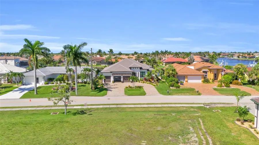 615 Monaco Dr, Punta Gorda, FL 33950 - Image #3