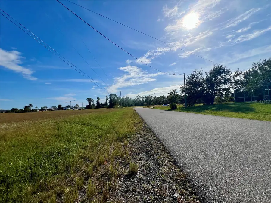 1515 NE 32nd Lane, Cape Coral, FL 33909 - #3