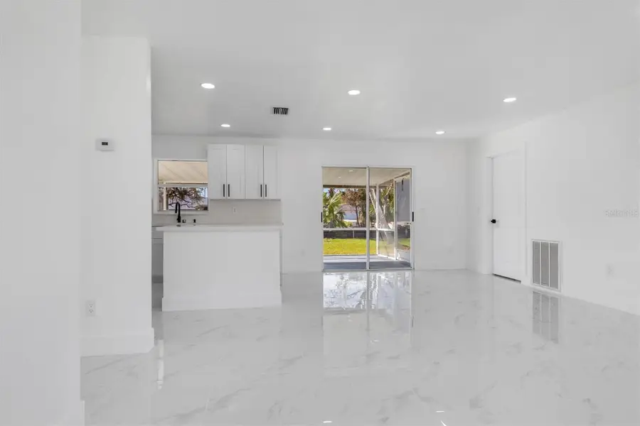 18289 Eblis Avenue, Port Charlotte, FL 33948 - #3