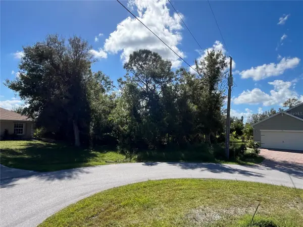 304 Oyahue Street, PUNTA GORDA, FL 33983