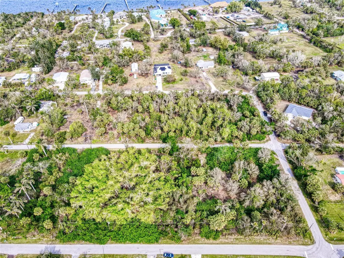 2112 Myrtle Avenue, Punta Gorda, FL 33950 - Image #1