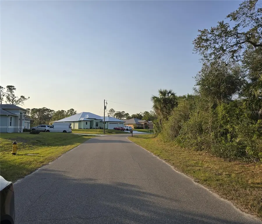 348 Ramblewood Street, Port Charlotte, FL 33953 - Image #2