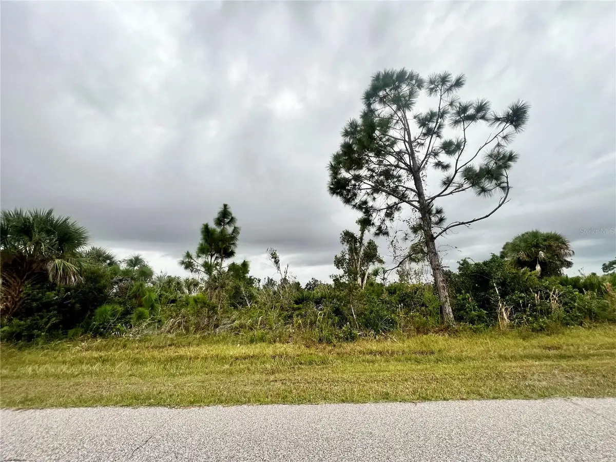 12113 Snow Bird Avenue, Port Charlotte, FL 33981 - Image #1