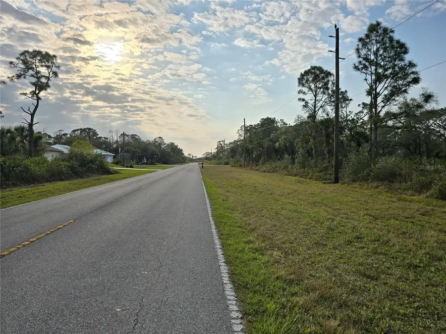 852 Biscayne Drive, Port Charlotte, FL 33953 - Image #3