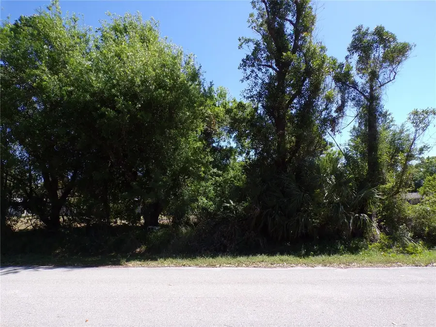 4704 Fairway Drive N, Punta Gorda, FL 33982 - Image #2