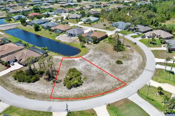 13 Medalist Way, ROTONDA WEST, FL 33947