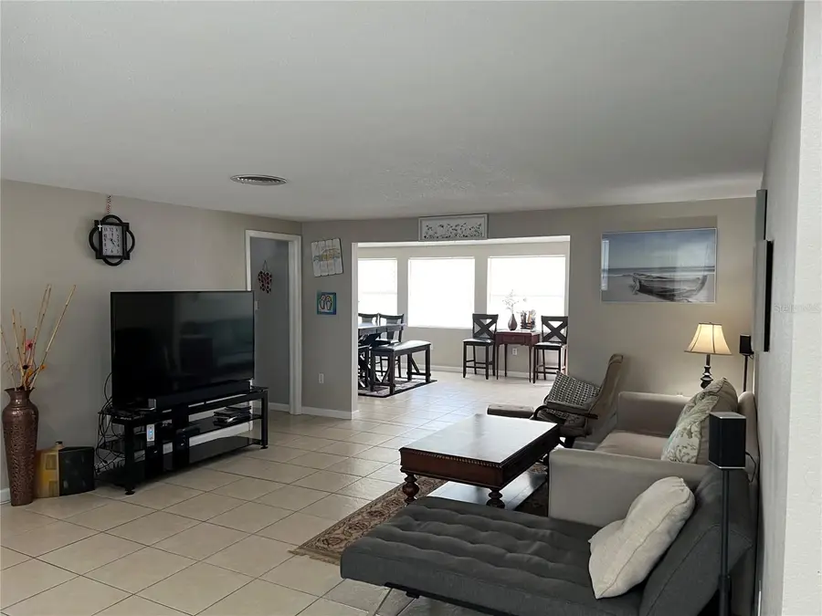 705 Crestview Circle Nw, Port Charlotte, FL 33948 - #2