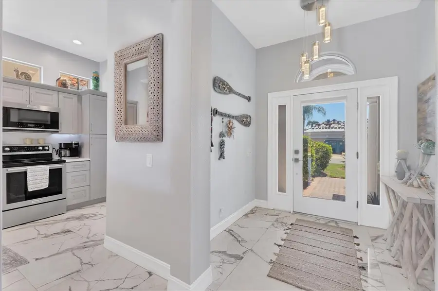 303 11th Avenue E, Palmetto, FL 34221 - Image #3