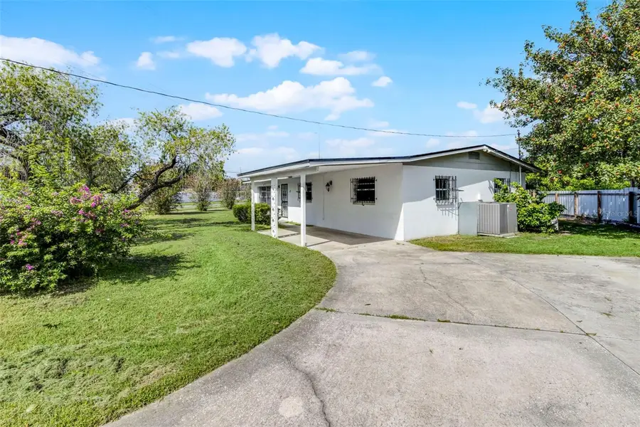 815 Papaya Drive, Tampa, FL 33619 - Image #3