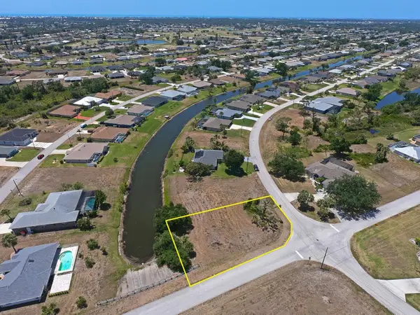 133 Fairway Road, ROTONDA WEST, FL 33947