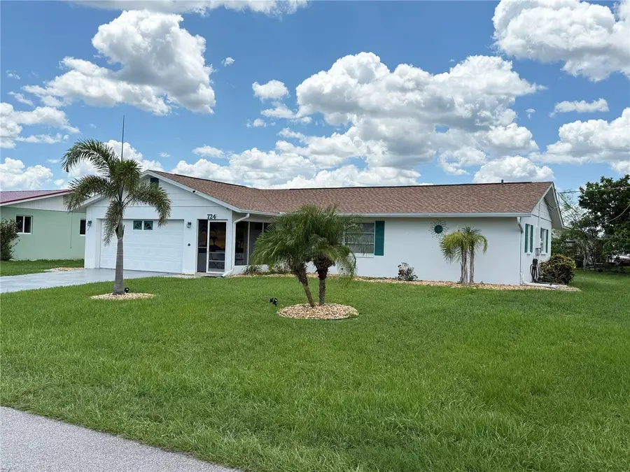 724 Hartford Drive Nw, Port Charlotte, FL 33952 - Image #2