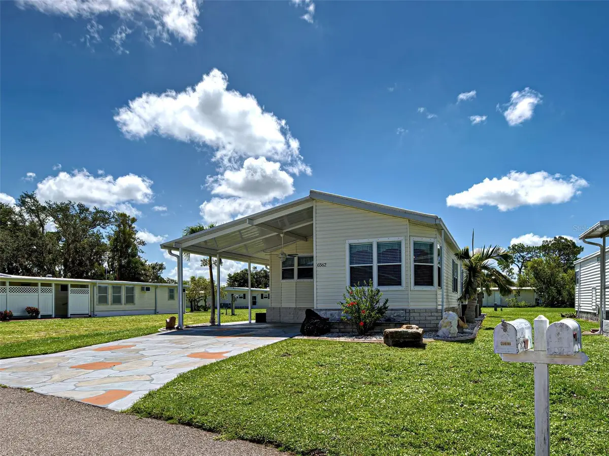 6562 Hikina Drive, North Port, FL 34287 - Image #1