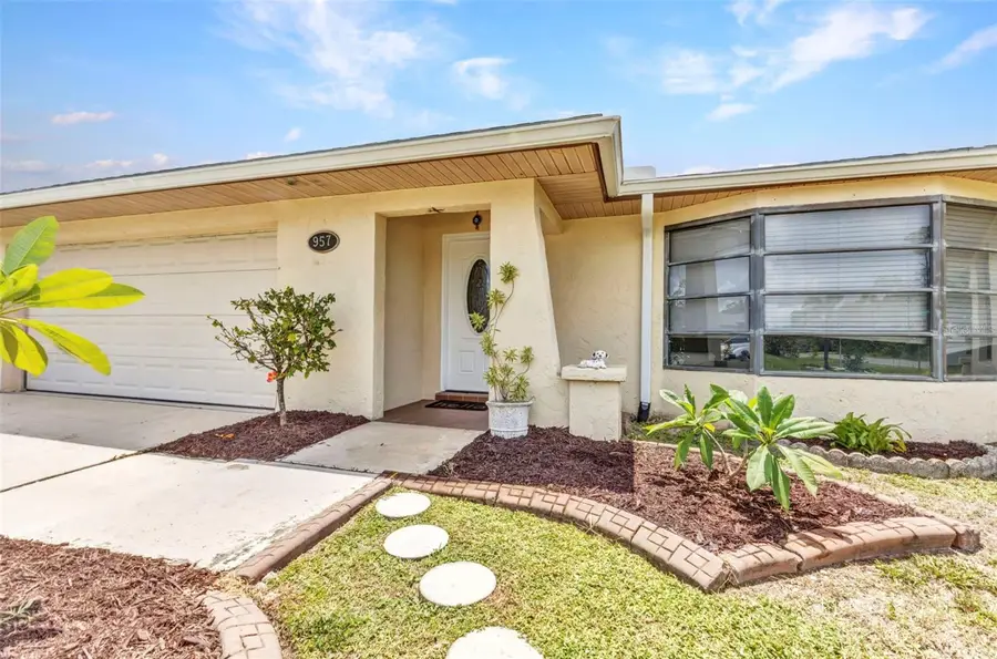 957 Chevy Chase Street, Port Charlotte, FL 33948 - Image #2