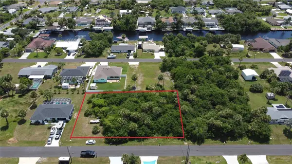 4501 Ewing Circle, PORT CHARLOTTE, FL 33948