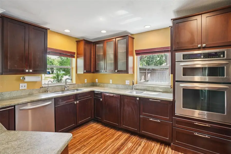 3000 Dartmouth Avenue N, Saint Petersburg, FL 33713 - Image #2
