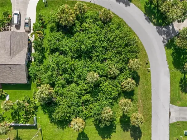 18443 Briggs Circle, PORT CHARLOTTE, FL 33948