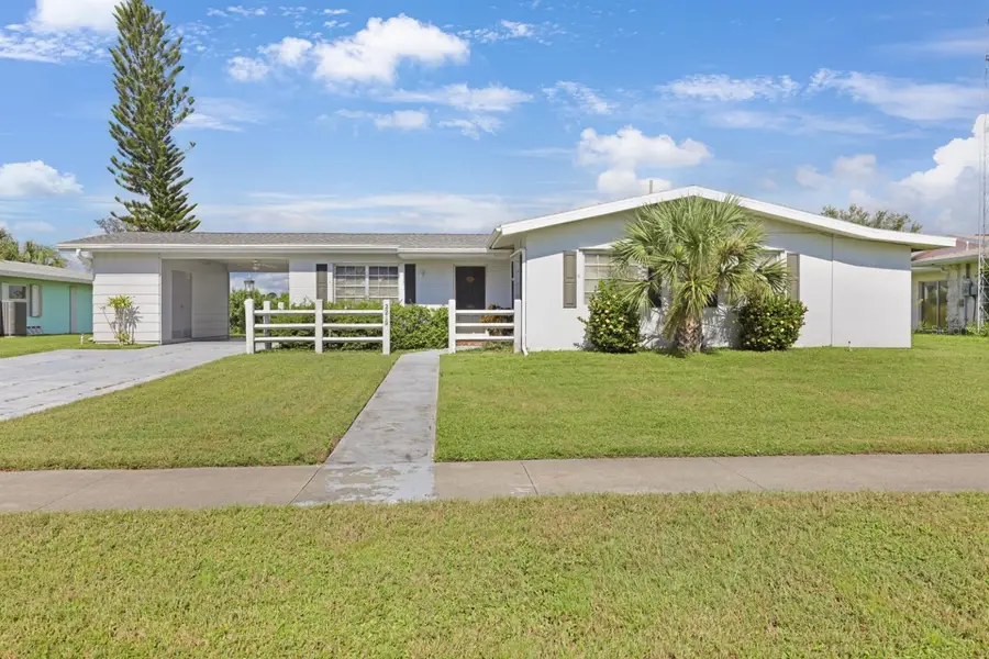 2219 Beacon Drive, Port Charlotte, FL 33952 - Image #2