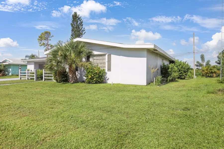 2219 Beacon Drive, Port Charlotte, FL 33952 - Image #3