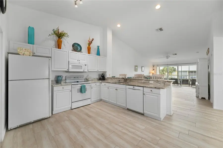 2000 Bal Harbor Boulevard #422, Punta Gorda, FL 33950 - Image #3