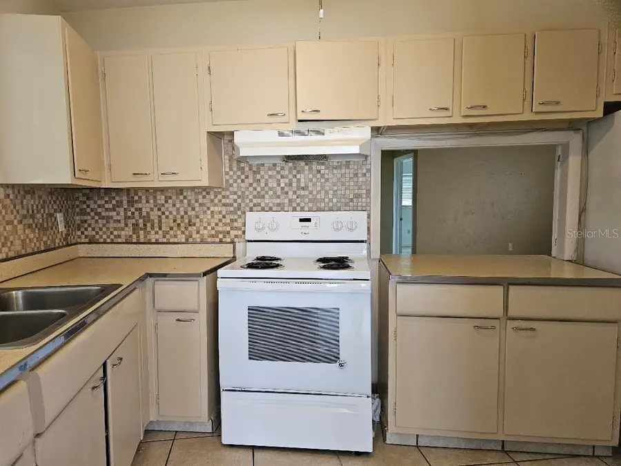 2433 Ednor Street, Port Charlotte, FL 33952 - Image #3