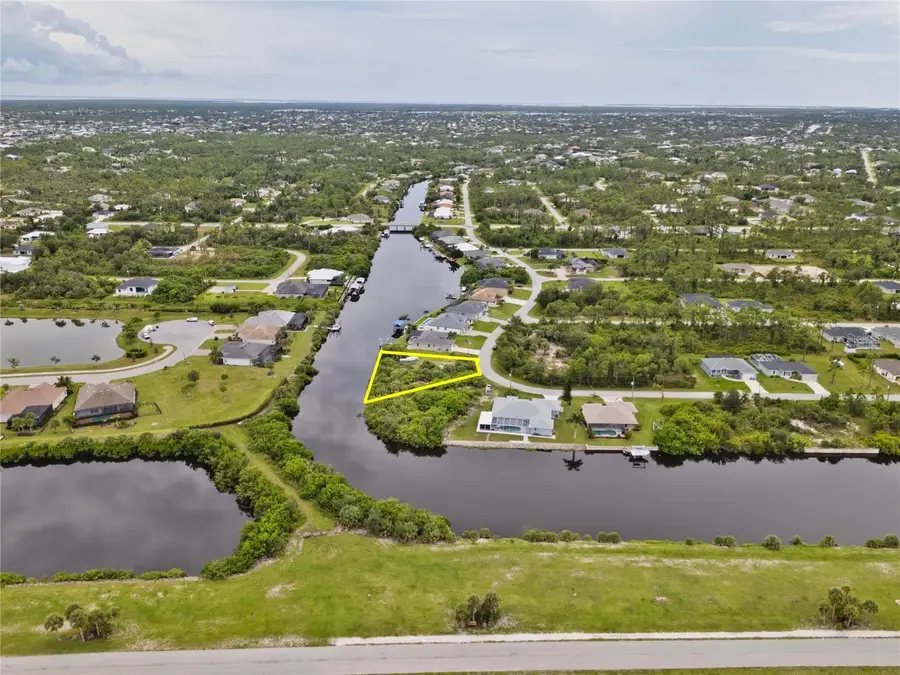 8050 Santa Cruz Drive, Port Charlotte, FL 33981 - Image #2