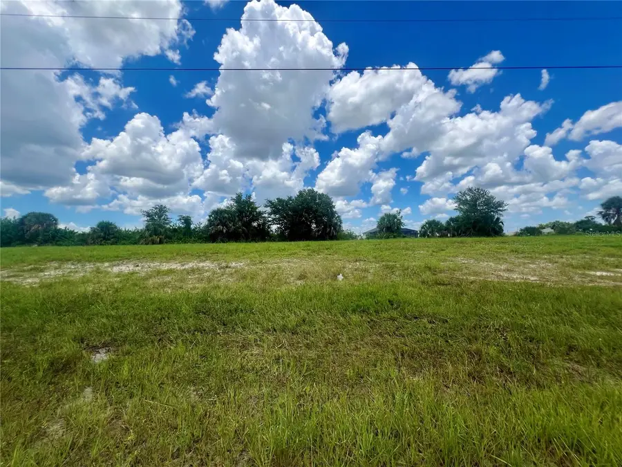 1423 NW 8th Terrace, Cape Coral, FL 33993 - #2
