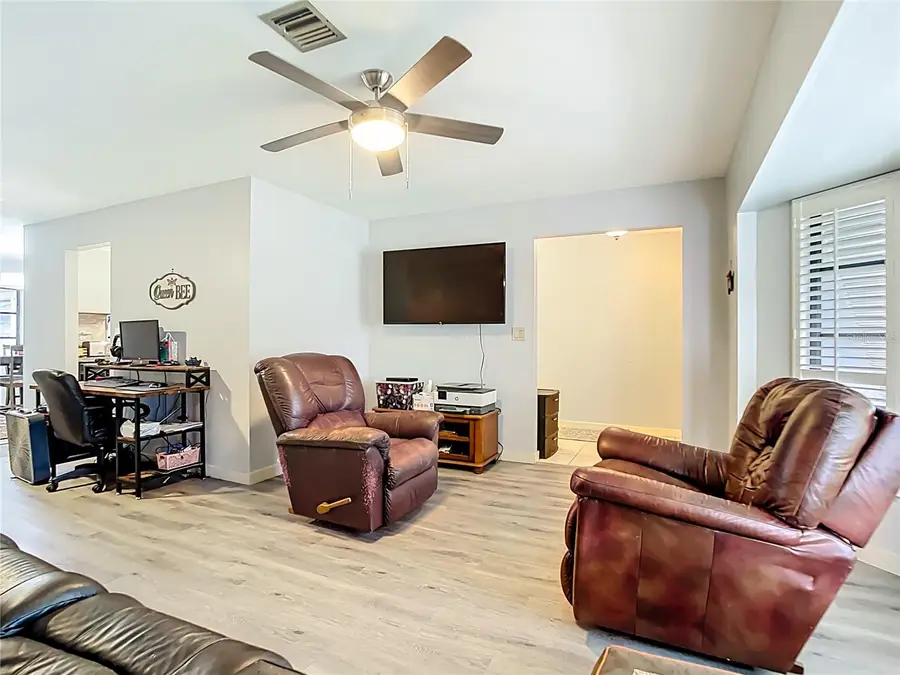 22400 Lacombe Avenue, Port Charlotte, FL 33952 - Image #2