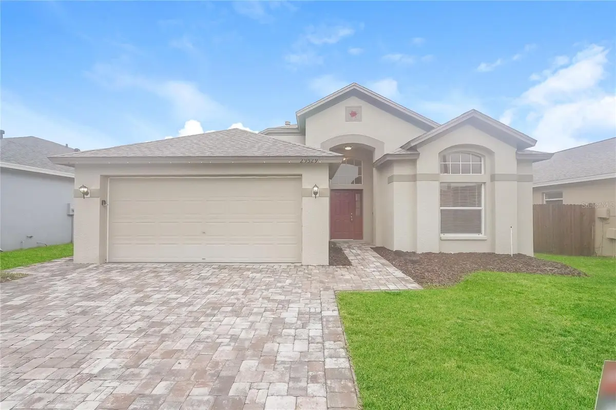 29529 Crossland Drive, Wesley Chapel, FL 33543 - Image #1