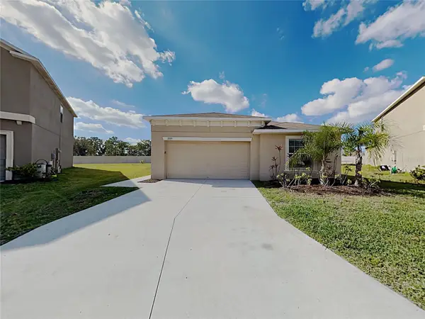 7235 Somerset Pond Drive, RUSKIN, FL 33573