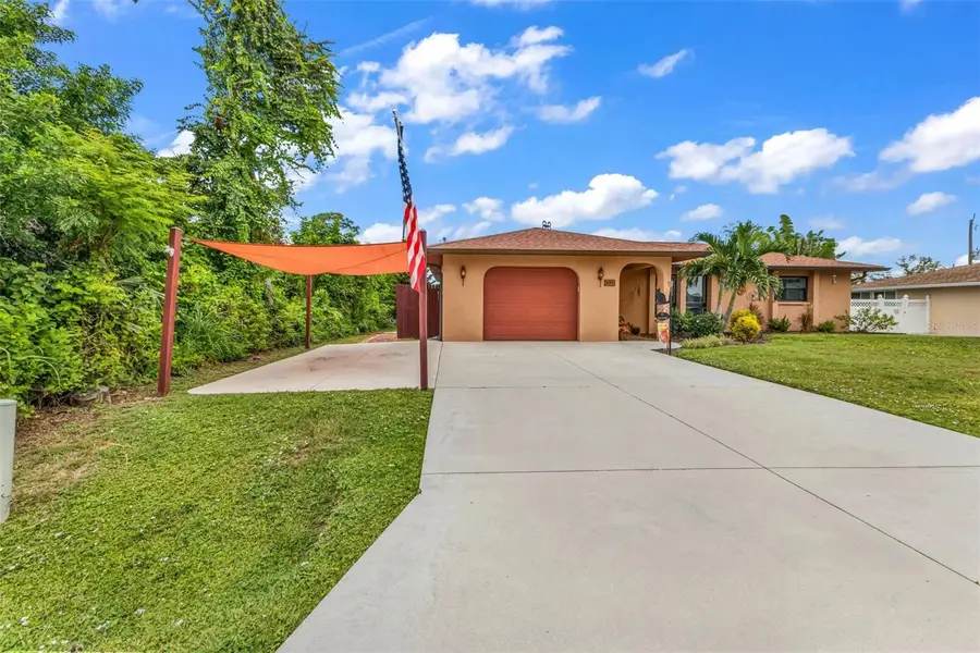 960 Porpoise Road, Venice, FL 34293 - Image #2