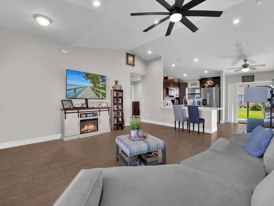 1322 NW 10th Terrace, Cape Coral, FL 33993 - Image #3