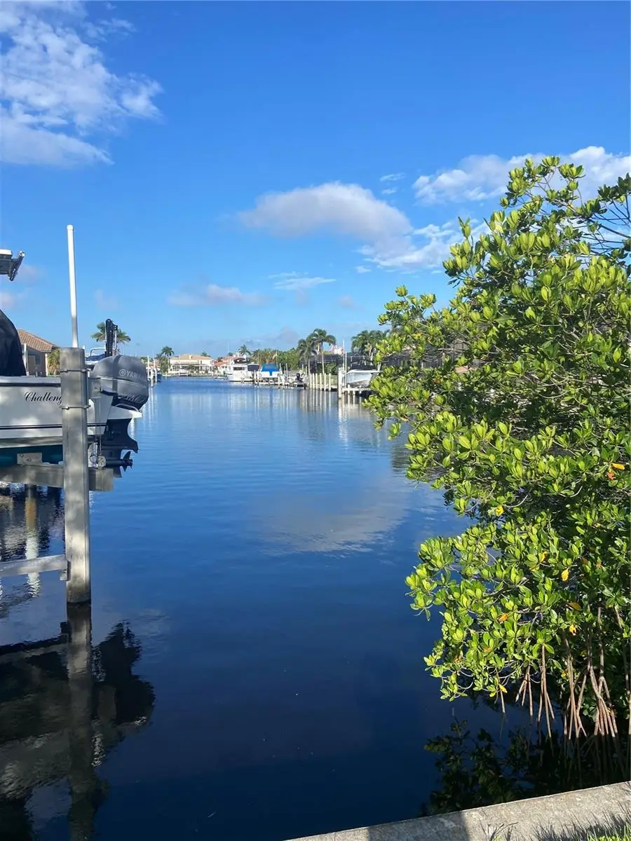 1121 Coronado Dr, Punta Gorda, FL 33950 - Image #3