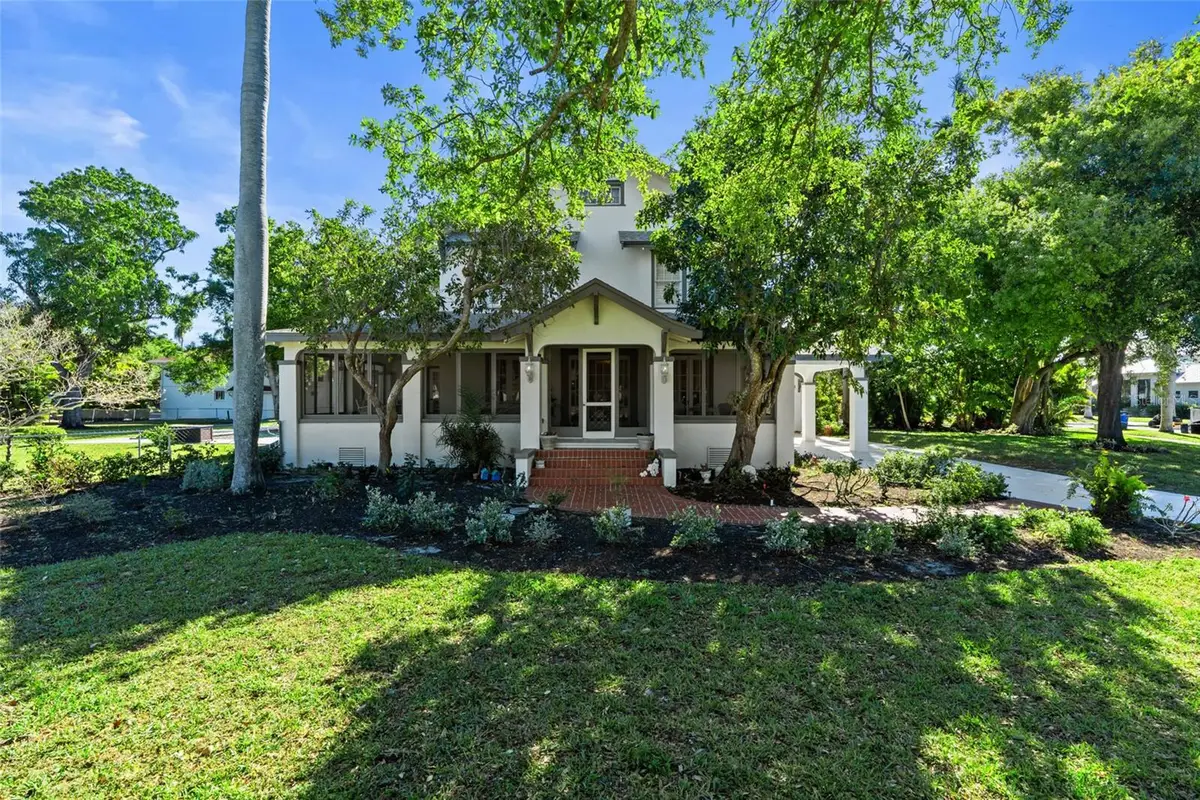 3235 Avocado Drive, Fort Myers, FL 33901 - Image #1