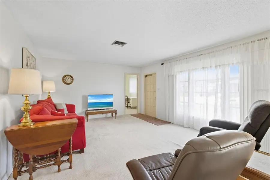 22281 N Niagara Avenue, Port Charlotte, FL 33952 - Image #3