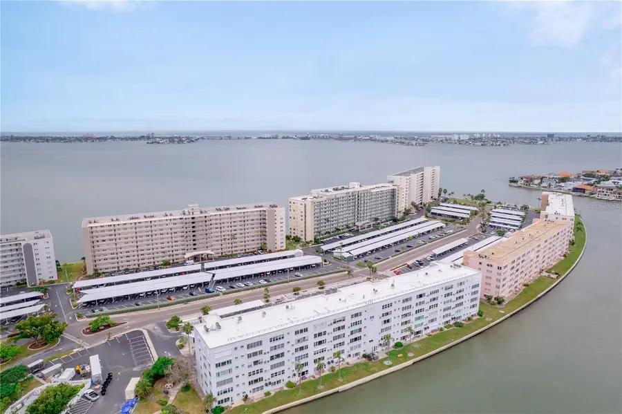 5925 Shore Boulevard S #606, Gulfport, FL 33707 - Image #3