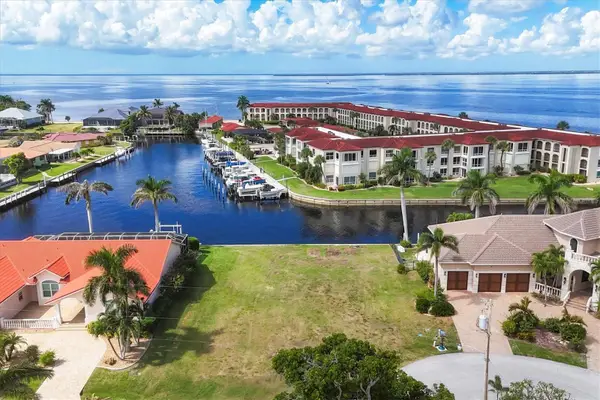 7 Hibiscus Drive, PUNTA GORDA, FL 33950