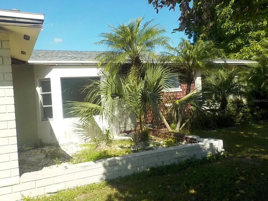 30 Oakland Hills Court, Rotonda West, FL 33947 - Image #2
