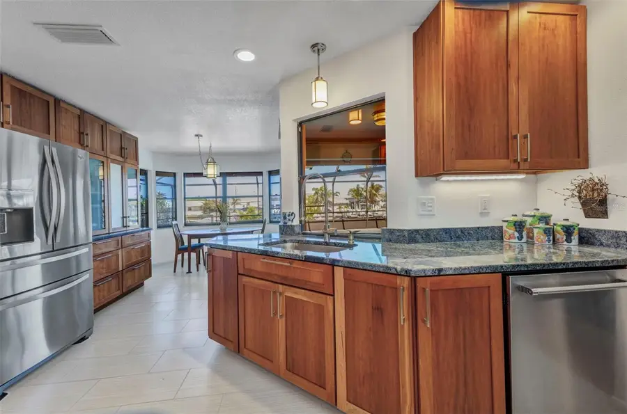 122 Colonial Street Se, Port Charlotte, FL 33952 - Image #2