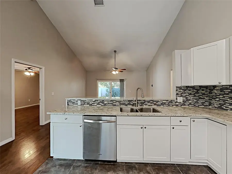 8007 Hathaway Drive, New Port Richey, FL 34654 - Image #2