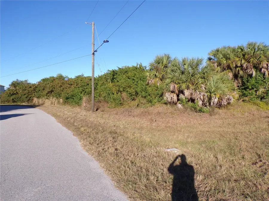 456 Rutland Circle, Port Charlotte, FL 33954 - Image #3