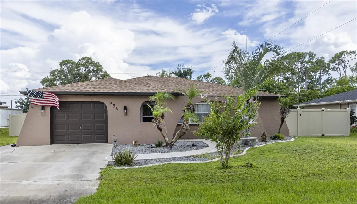 939 Silver Springs Terrace Nw, Port Charlotte, FL 33948 - Image #1