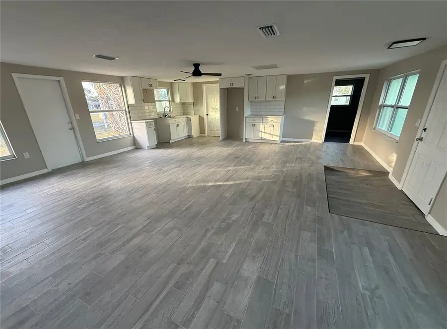 105 Sylvania Avenue, Englewood, FL 34223 - Image #2